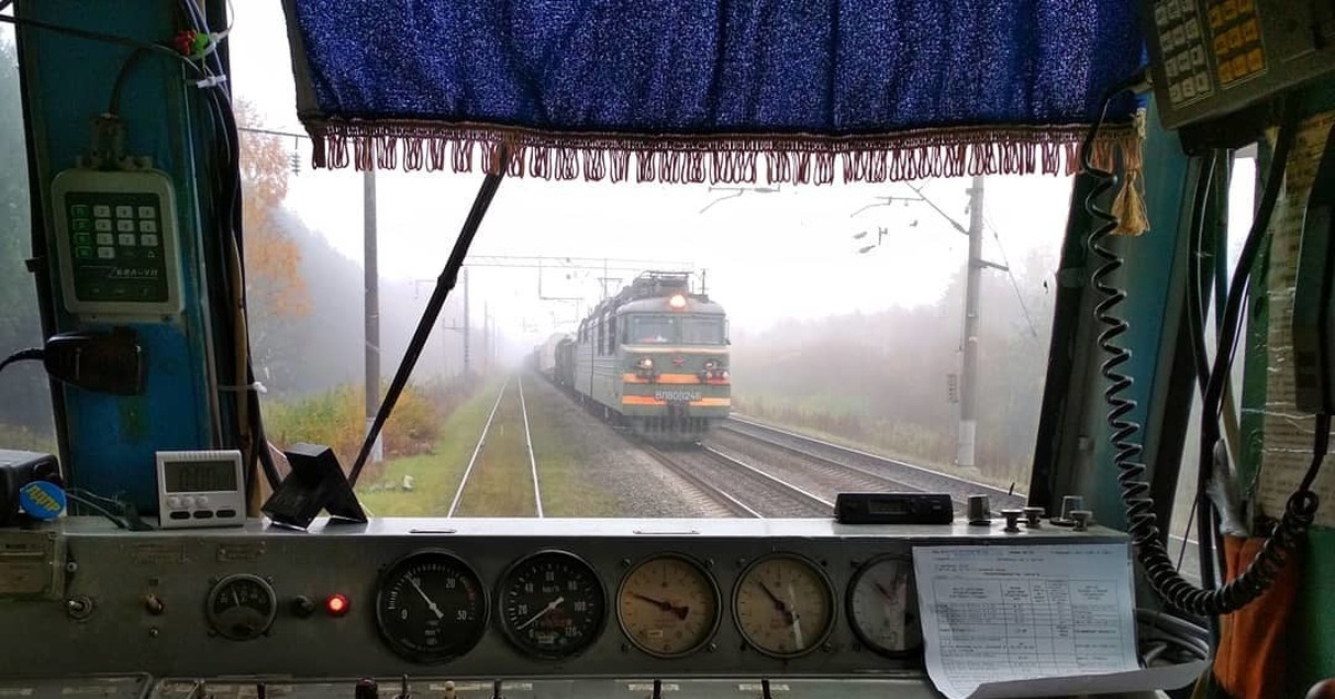 Безопасность движения поездов: взгляд из кабины локомотива и со стройплощадки