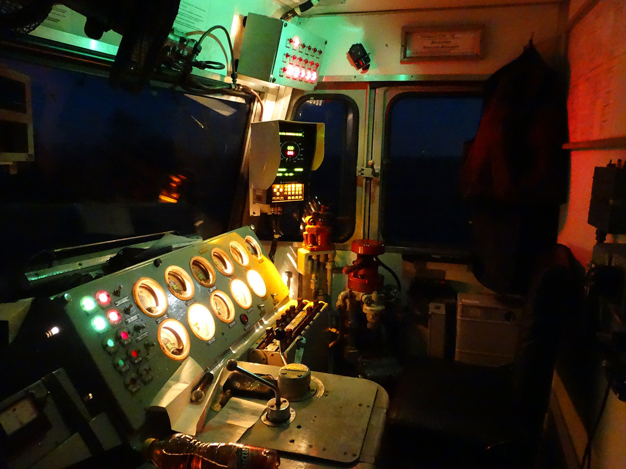 Безопасность движения поездов: взгляд из кабины локомотива и со стройплощадки